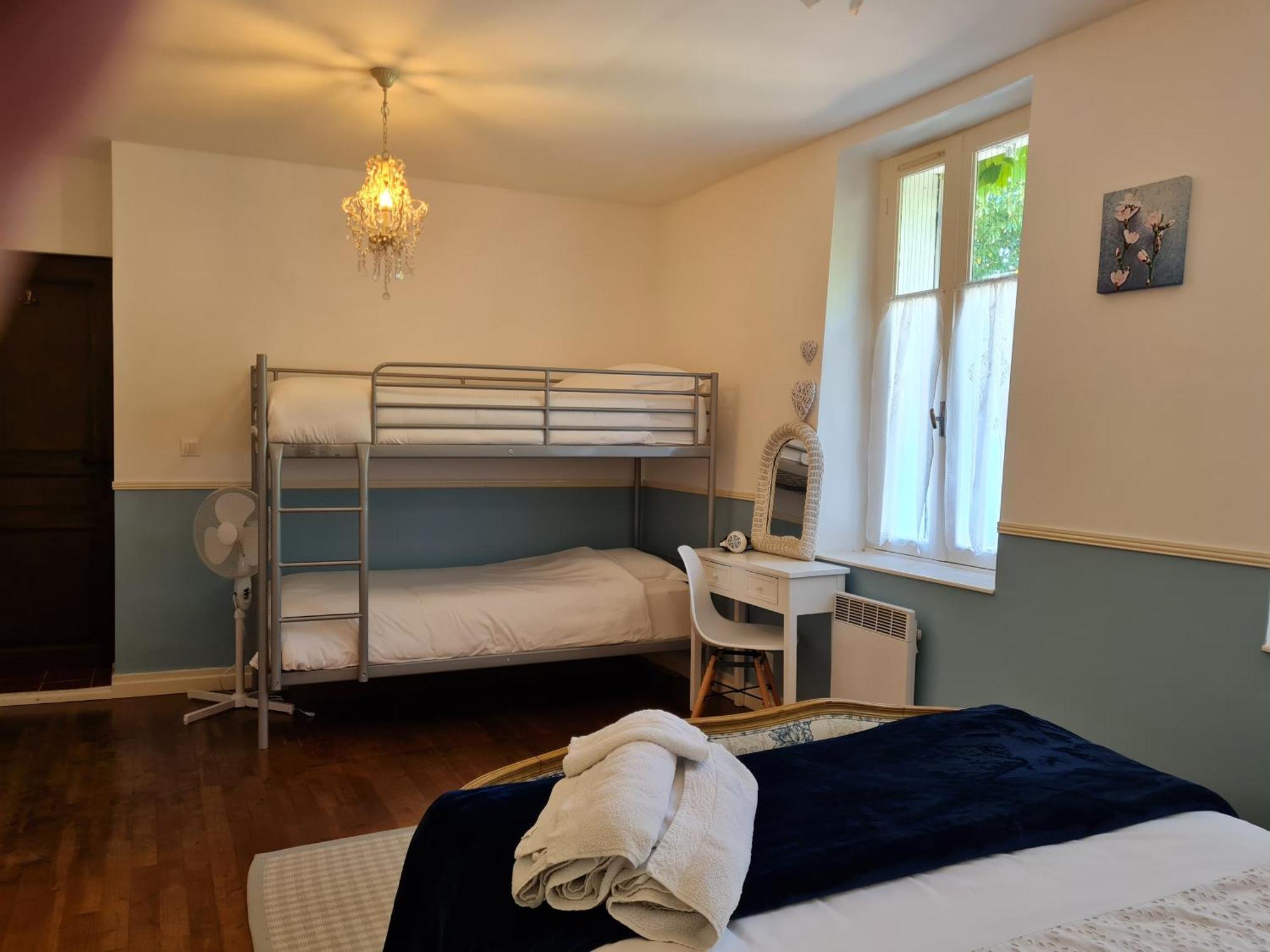 Fleur De Lys Bed & Breakfast Ansac-sur-Vienne Exterior photo